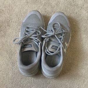 Running shoes